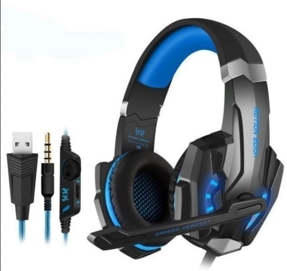 Gaming headset with microphone, USB cable, and 3.5mm jack on a white background